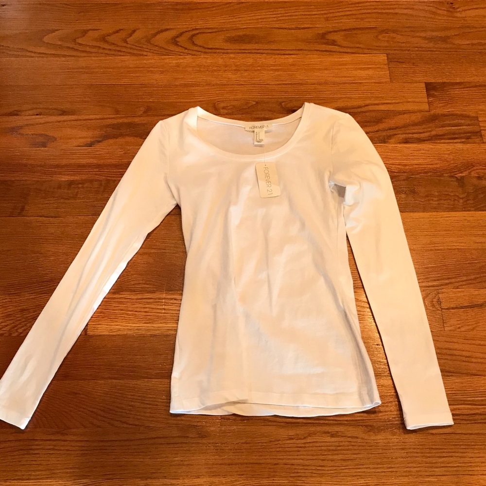NWT!  Long sleeve white tee